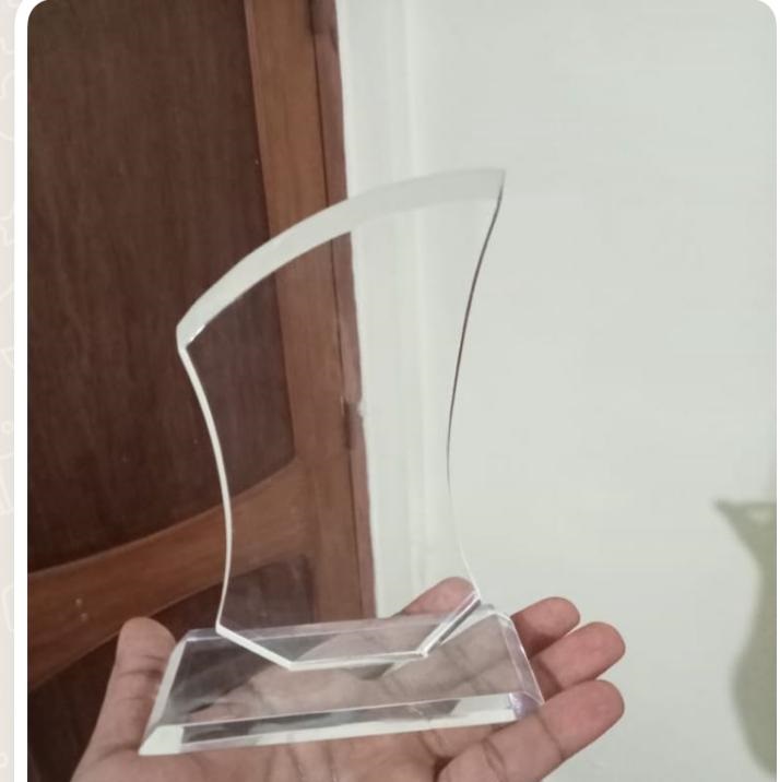 School Trophy Manufacturers In India